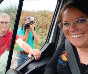 photo de claire laurent au volant de son camion