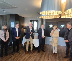 photo de la Remise diplome destination excellence casino St Pair sur Mer avec Bertrand Sorre et Michel Voisin