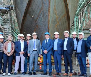 Photo de groupe autour d'Alain Di Crescenzo à CMN Normandie