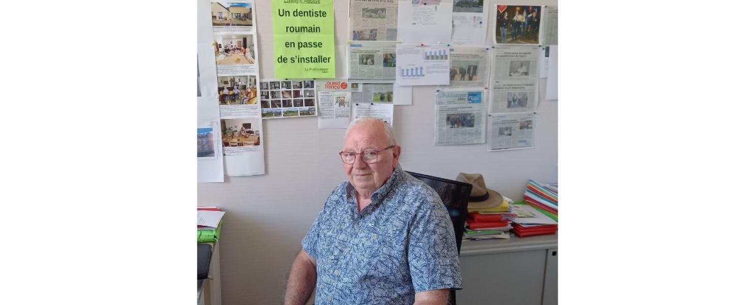 Christian Derouet Mairie Le Bourg 61700 -  Lonlay-l'Abbaye
