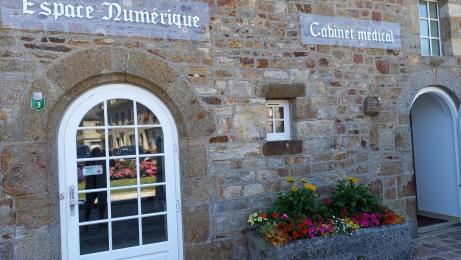 Lonlay l'abbaye 2.jpg